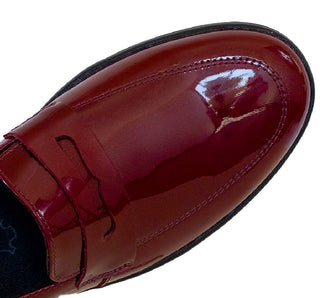 109403 Flexi Mocasin Charol Vino