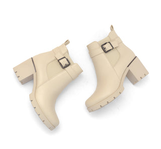 230929 Garrapata Botin Sintético Beige