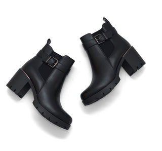 230929 Garrapata Botin Sintético Negro