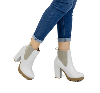 062-01 Sarah studio Botin Nairobi Beige