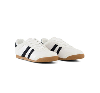 241007 Garrapata Tenis Sintético Blanco