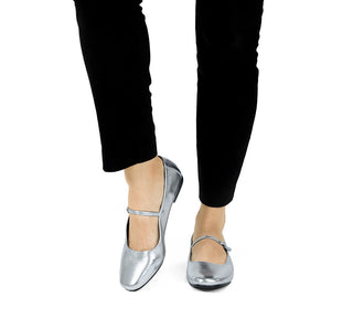 ES-02 Sarah studio Flats Napa metalica Plata