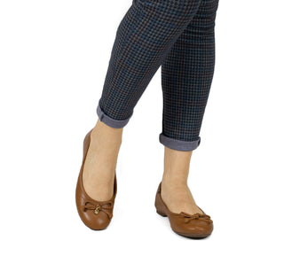 2093787 Salamandra Flats Julieta Camel
