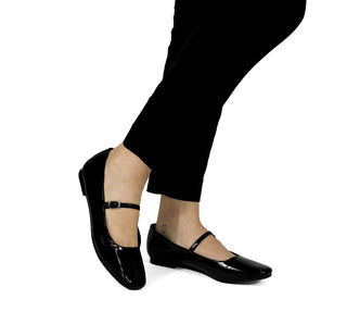 ES-02 Sarah studio Flats Charol Negro