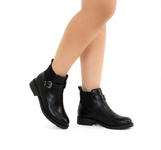 271003 Makana Botin Sintético Negro