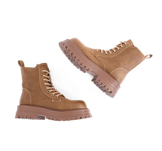 YX848 Garrapata Botin Sintético Cafe