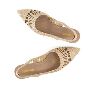 561001 Garrapata Zapatilla baja Sintético Beige
