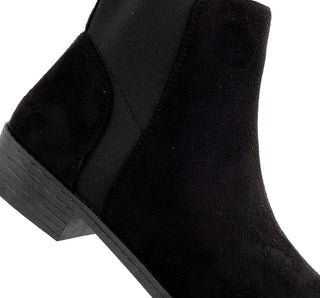 YX824 Garrapata Botin Sintético Negro