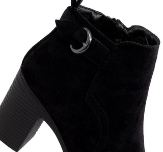 YX829 Garrapata Botin Sintético Negro