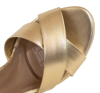 8371.201 Beira rio Sandalia Metalizado premium Oro