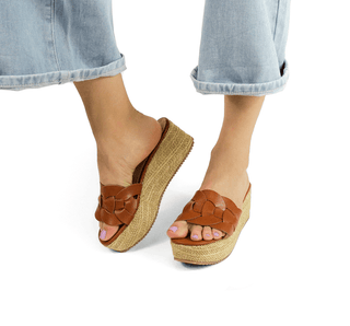 10507 Dorelli Sandalia Napa Tan