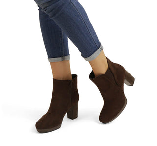 105809 Flexi Botin Sintetico Cafe