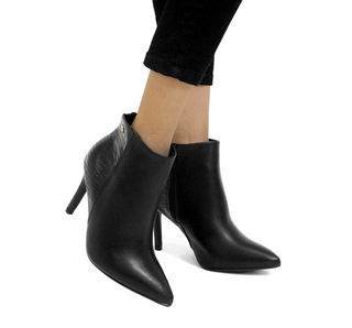 3049.219 Vizzano Botin Napa Negro