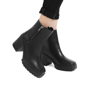6245-01 Ozono Botin Sintético Negro